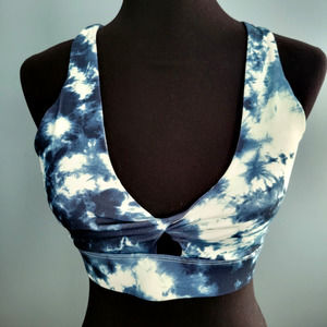 Fabletics Oasis Twist Sports Bra, M